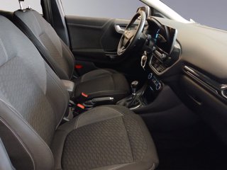 FORD Puma m-hybrid Titanium Design