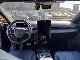 FORD Mustang Mach-e standard range awd Automatica