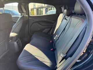 FORD Mustang Mach-e standard range awd Automatica