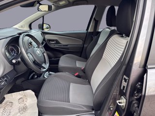 TOYOTA Yaris hybrid Automatica