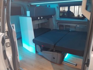 FORD Nugget V710 320 L1H1 M1 Titanium 170cv auto IVA COMPRESA!!!