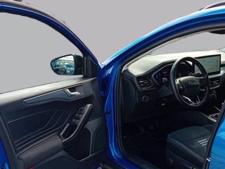 FORD Focus m-hybrid Active X 5 porte
