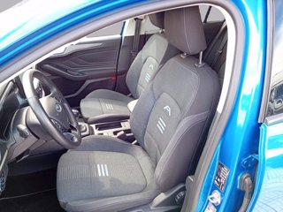 FORD Focus m-hybrid Active X 5 porte