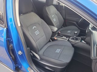 FORD Focus m-hybrid Active X SW