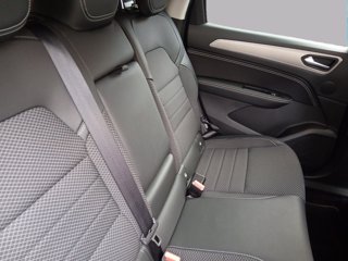 RENAULT Arkana E-Tech full hybrid Techno