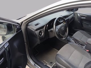 TOYOTA Auris Touring Sports Hybrid Lounge cvt