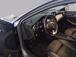 MERCEDES GLA 200 Sport Automatica