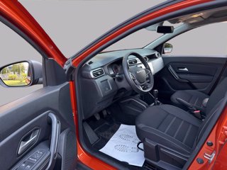 DACIA Duster blue dci