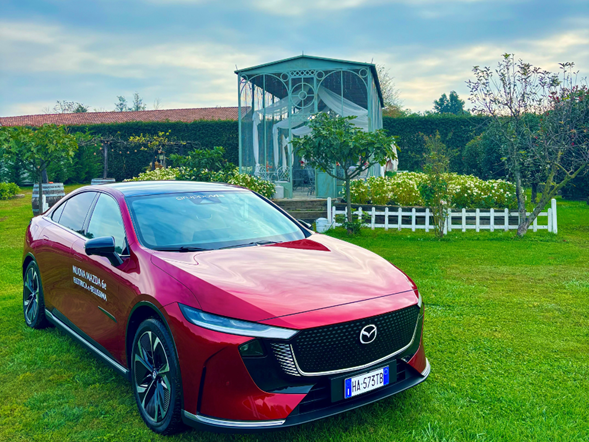 Lancio Mazda6e 950 X 770