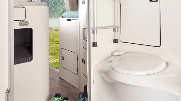 Ford Transit Nugget Plus bagno