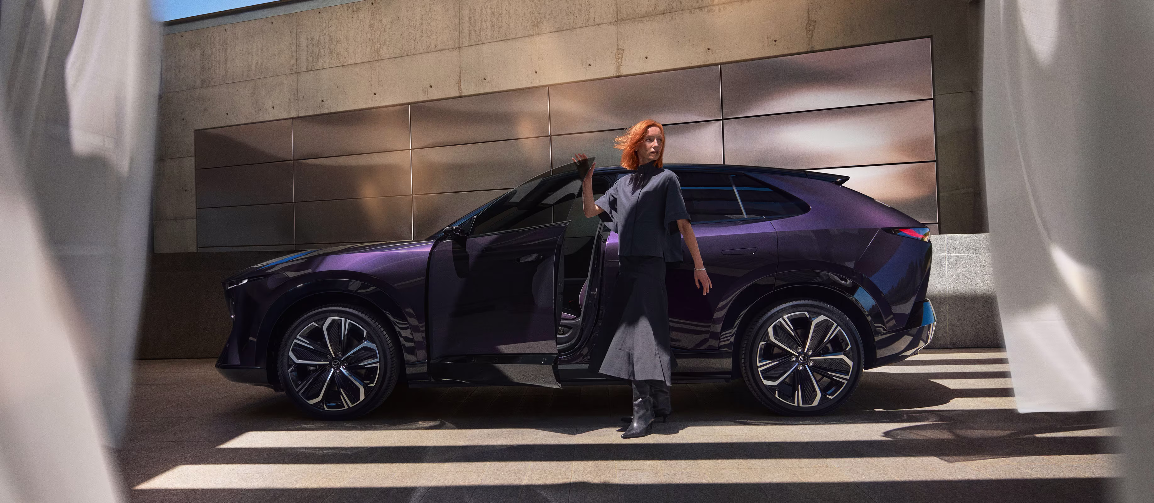 06 J90k Gallery Desktop 1