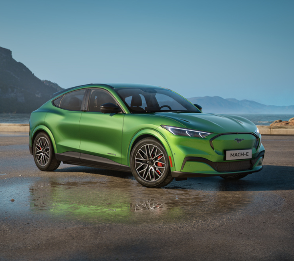 Mustang Mache Aprile2026