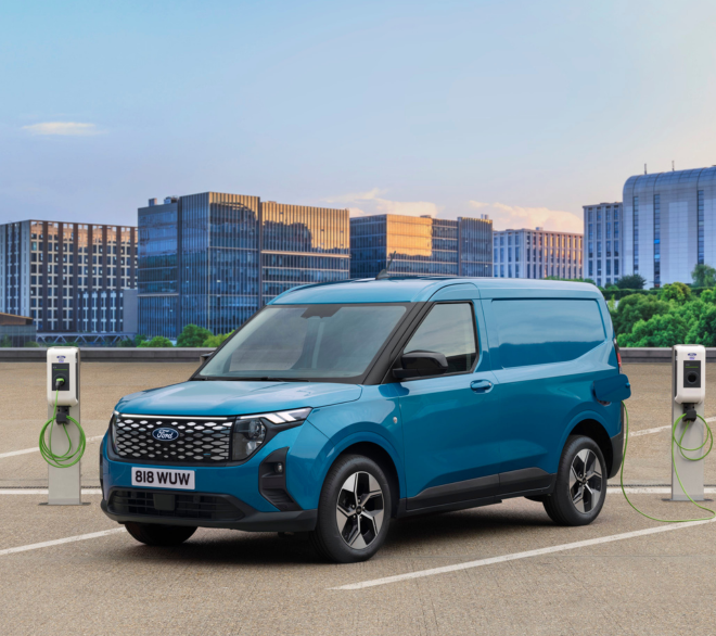 Nuovo E-Transit Courier