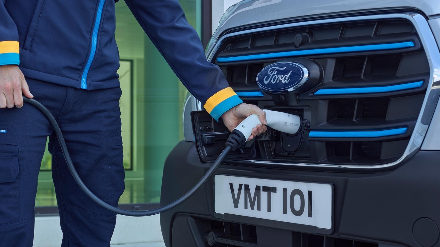 Ford Eu E Transit Shot 01D V363 Etransit Front 3 4 Charging Talent Closecrop 16X9 2160X1215 Gallery D T M 2.Jpg.Renditions.Extra Large